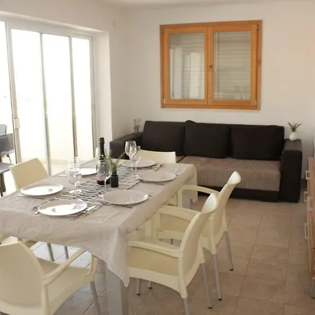 Korculaholidays ヴィラ *