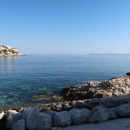 Korculaholidays فيلة زافالاتيكا
