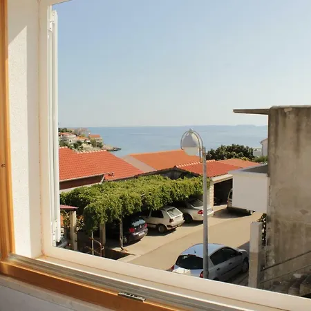 Korculaholidays Vila